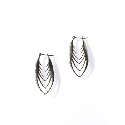 SMALL MERGING MANTIS FEATHER EARRINGS STERLING
