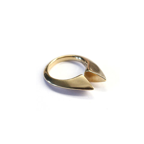 Double Peak Ring Brass