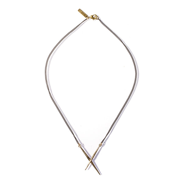 SMALL CROSSED QUILL NECKLACE BRASS